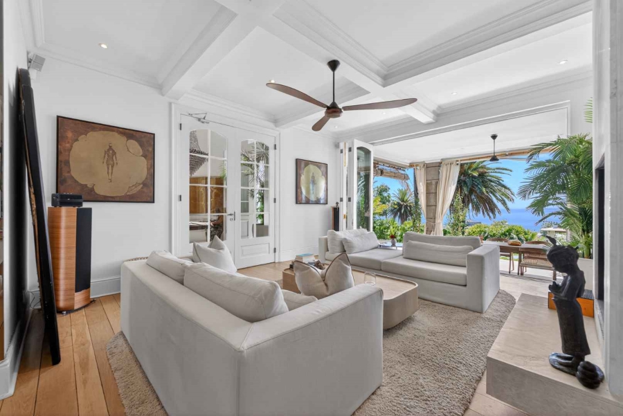 5 Bedroom Property for Sale in Fresnaye Western Cape